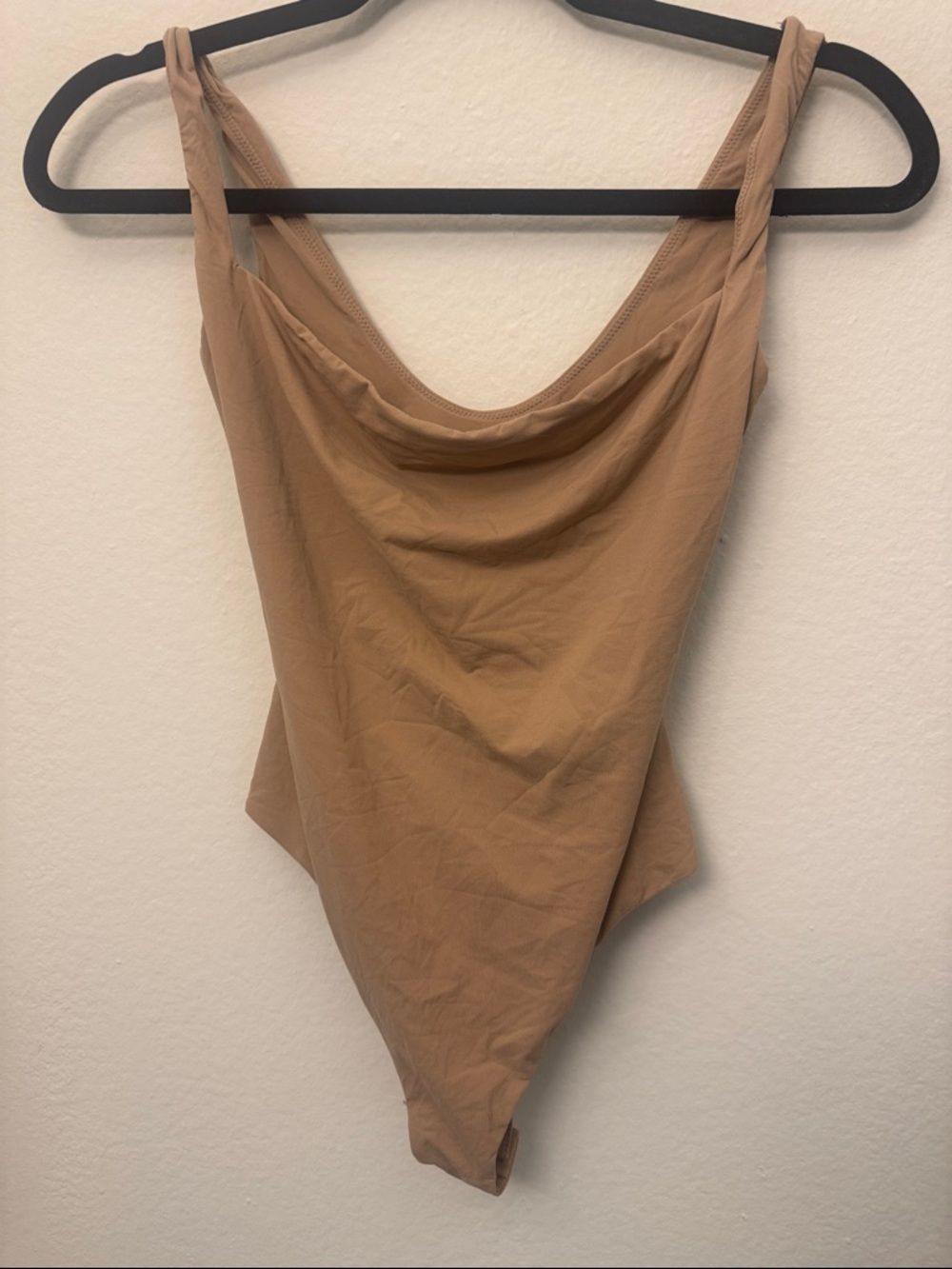 SKIMS Tan Scoop Neck Seamless Bodysuit